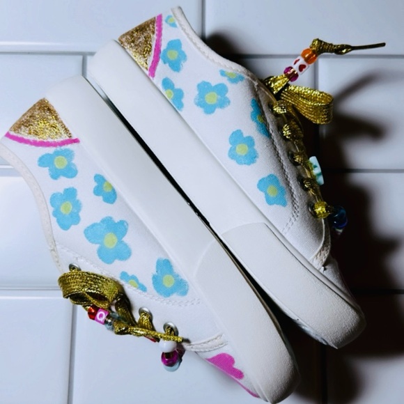 Girls LALITAS By Artisan LaLa Handpainted - Picture 6 of 9